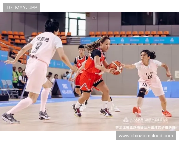 广州篮球队进攻体系解析：战术布局与球员配合的完美结合