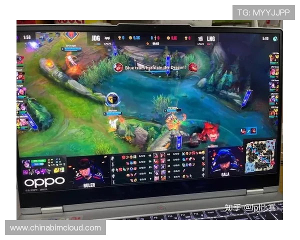 赛后复盘分析：JDG与LNG在比赛中的团队配合与战术执行探讨