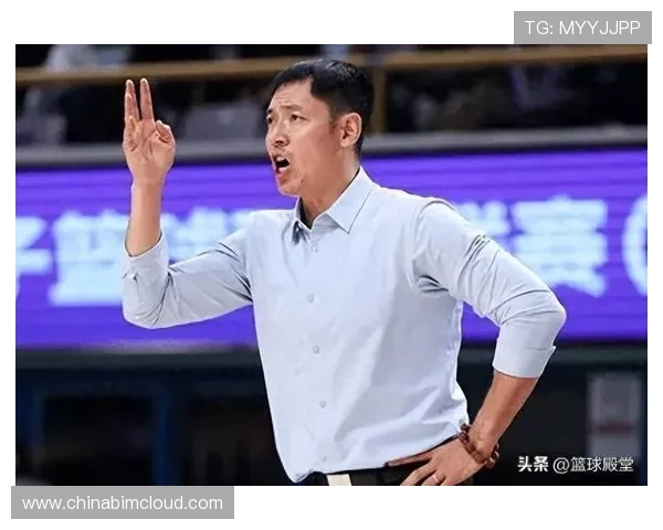 张庆鹏的篮球之路：从青涩少年到职业球员的奋斗历程与心路历程