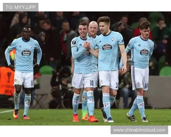 皇马与曼联激情对决足球直播全程回顾与精彩瞬间分析