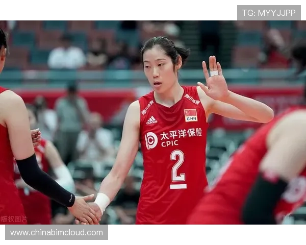 黄秀英专访：从排球新星到传奇教练的奋斗与成长之路