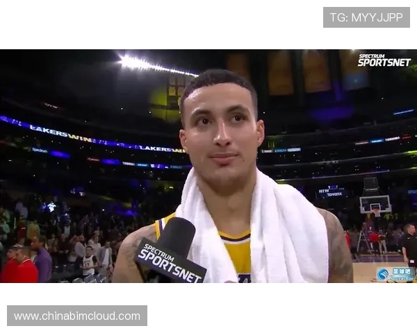 成都篮球队的速度揭秘：激情与技巧交织的赛场传奇